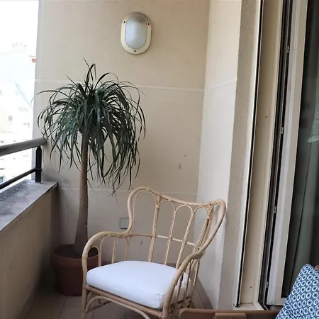 Daire Superb Apartment With Balcony & Eiffel Tower View